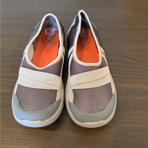 Stylish Gray and Orange Women's Slip-On Shoes